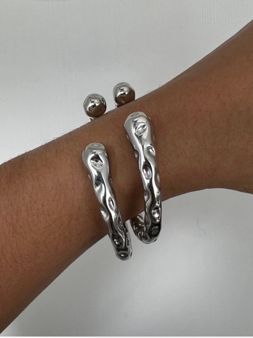 Gorgeous Sculpted Silver cuff bangle/ bracelet